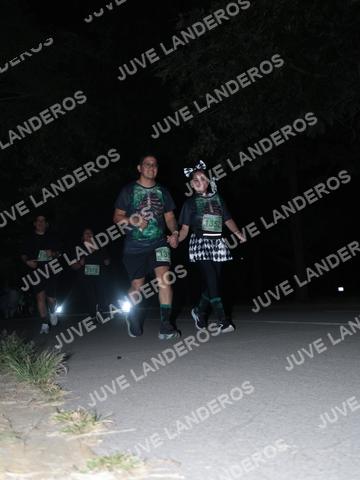 Foto de la Carrera Nocturna de Zombies Parque Metropolitano 2026 a las 21:06