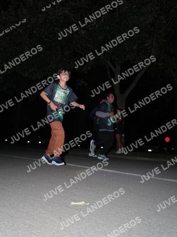 Foto de la Carrera Nocturna de Zombies Parque Metropolitano 2026 a las 20:56