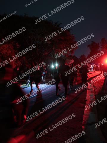 Foto de la Carrera Nocturna de Zombies Parque Metropolitano 2026 a las 20:14