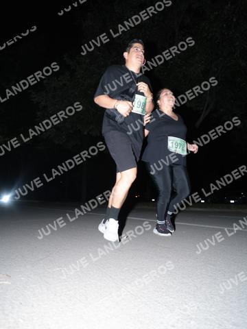 Foto de la Carrera Nocturna de Zombies Parque Metropolitano 2026 a las 21:06