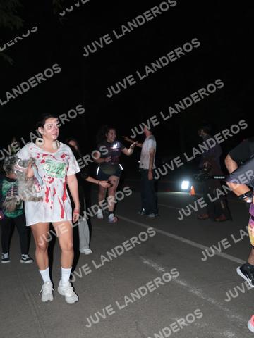 Foto de la Carrera Nocturna de Zombies Parque Metropolitano 2026 a las 20:59