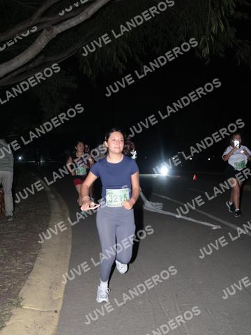 Foto de la Carrera Nocturna de Zombies Parque Metropolitano 2026 a las 20:58