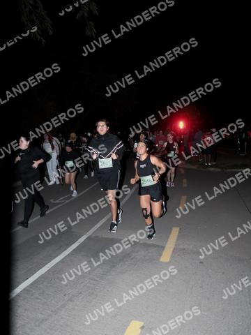 Foto de la Carrera Nocturna de Zombies Parque Metropolitano 2026 a las 20:16