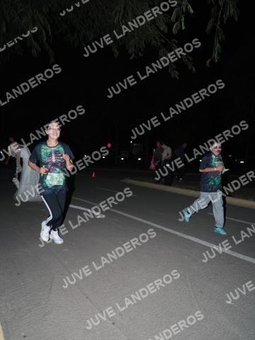 Foto de la Carrera Nocturna de Zombies Parque Metropolitano 2026 a las 20:59
