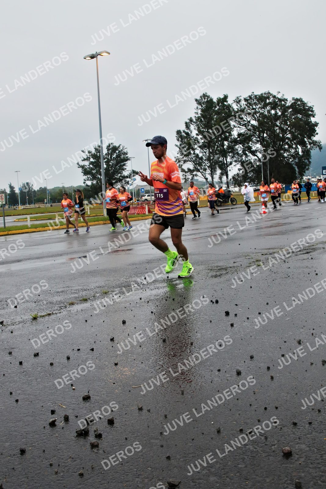 Foto de la CARRERA OMNILIFE GUADALAJARA en Estadio Akron, Zapopan a las 07:27 · dorsal 115