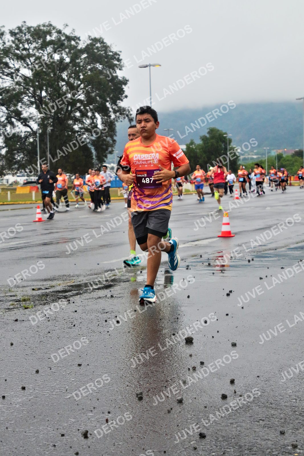 Foto de la CARRERA OMNILIFE GUADALAJARA en Estadio Akron, Zapopan a las 07:28 · dorsal 487