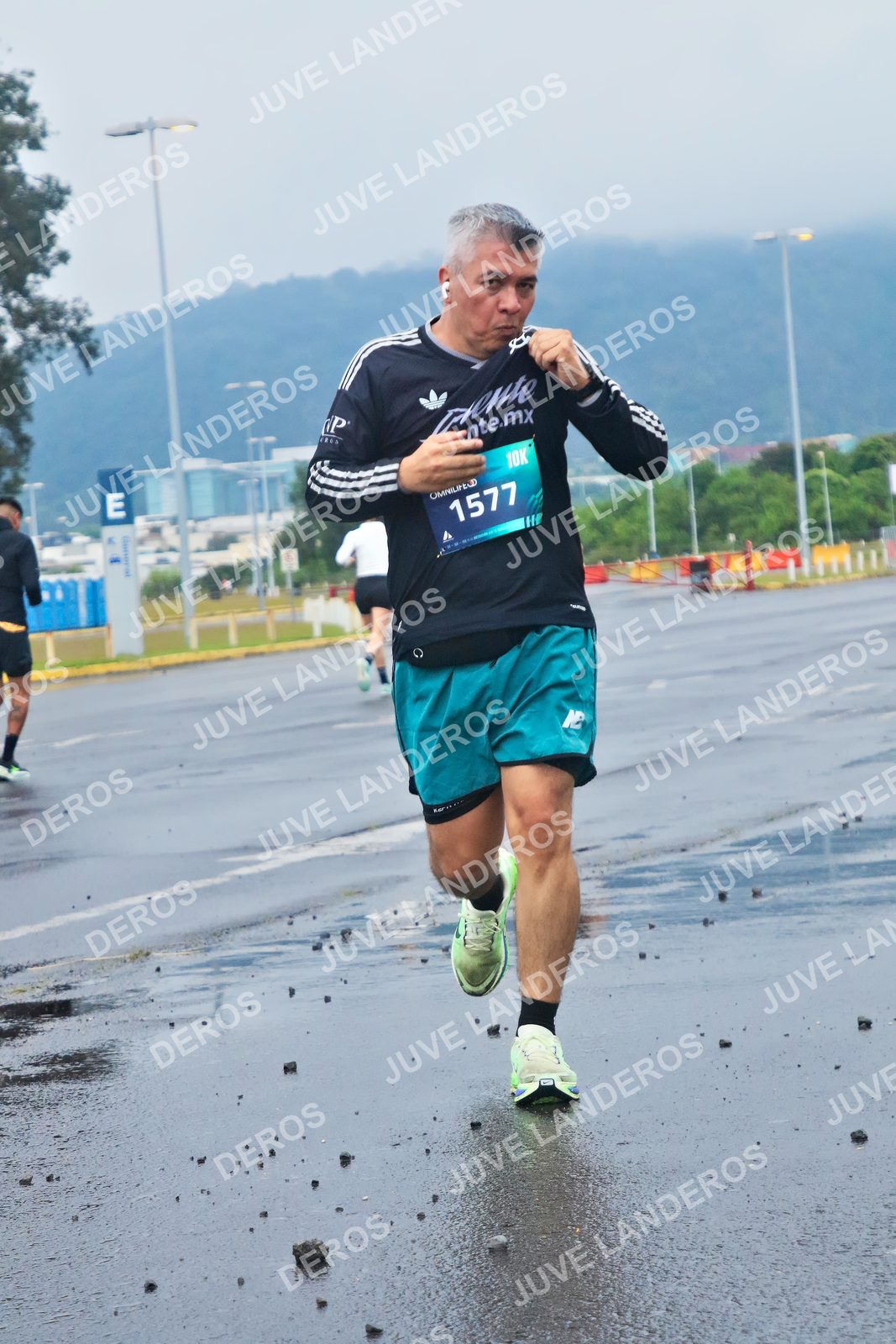 Foto de la CARRERA OMNILIFE GUADALAJARA en Estadio Akron, Zapopan a las 07:37 · dorsal 1577
