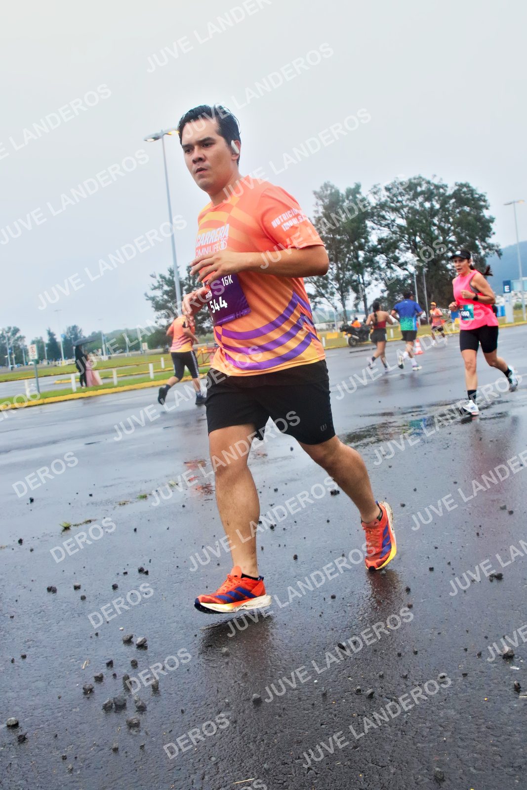 Foto de la CARRERA OMNILIFE GUADALAJARA en Estadio Akron, Zapopan a las 07:39 · dorsal 544