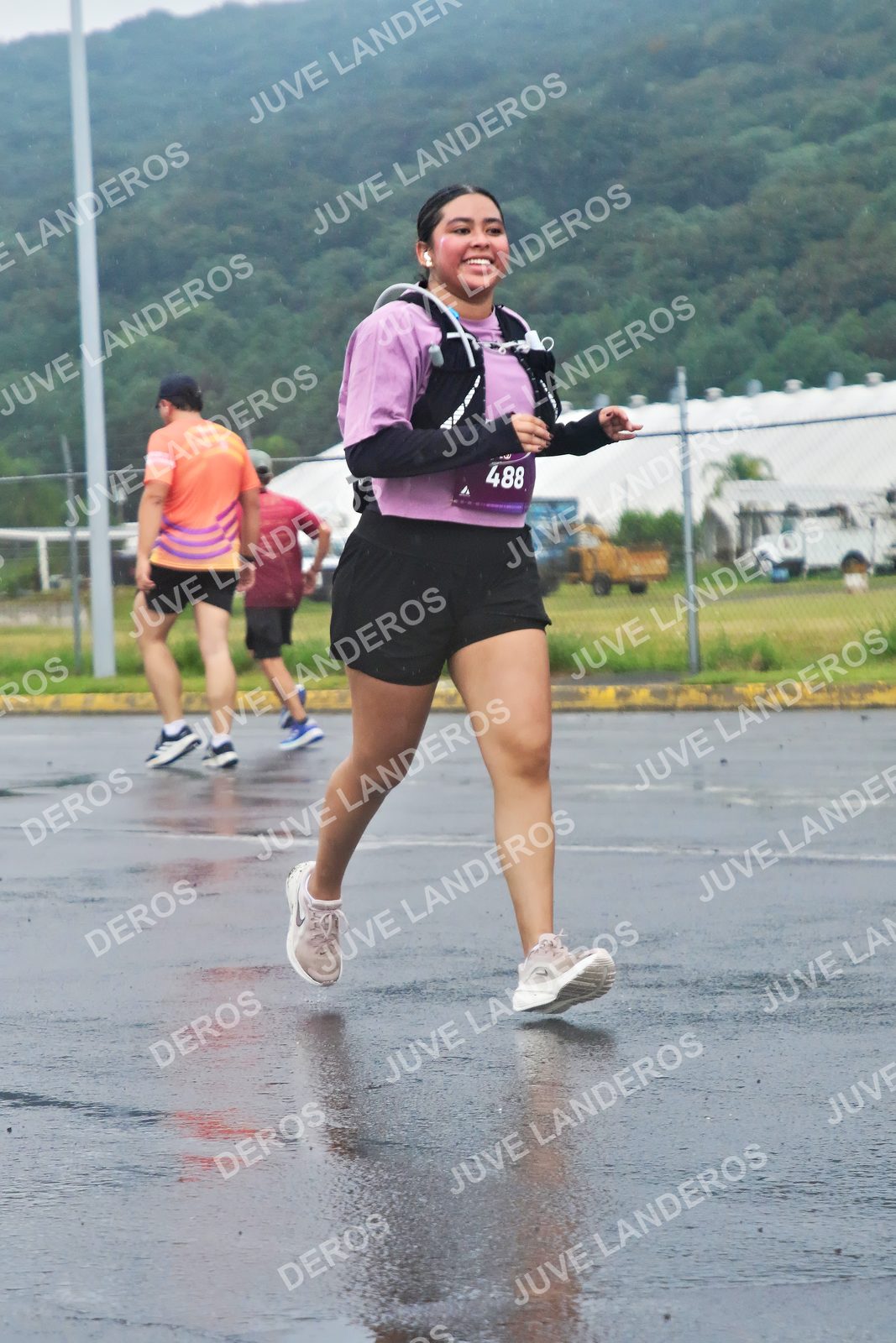 Foto de la CARRERA OMNILIFE GUADALAJARA en Estadio Akron, Zapopan a las 08:03 · dorsal 488