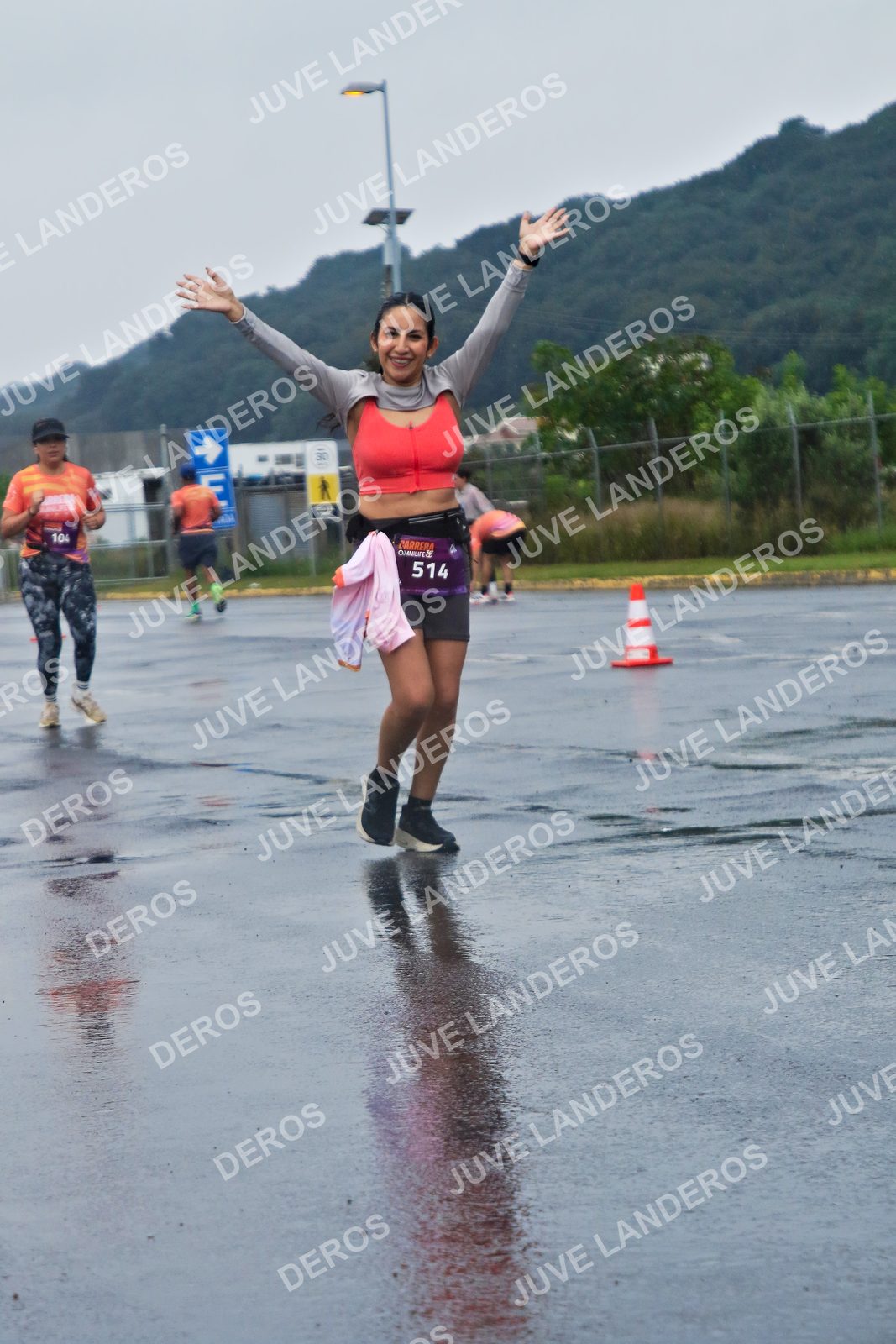 Foto de la CARRERA OMNILIFE GUADALAJARA en Estadio Akron, Zapopan a las 08:02 · dorsal 514, 104