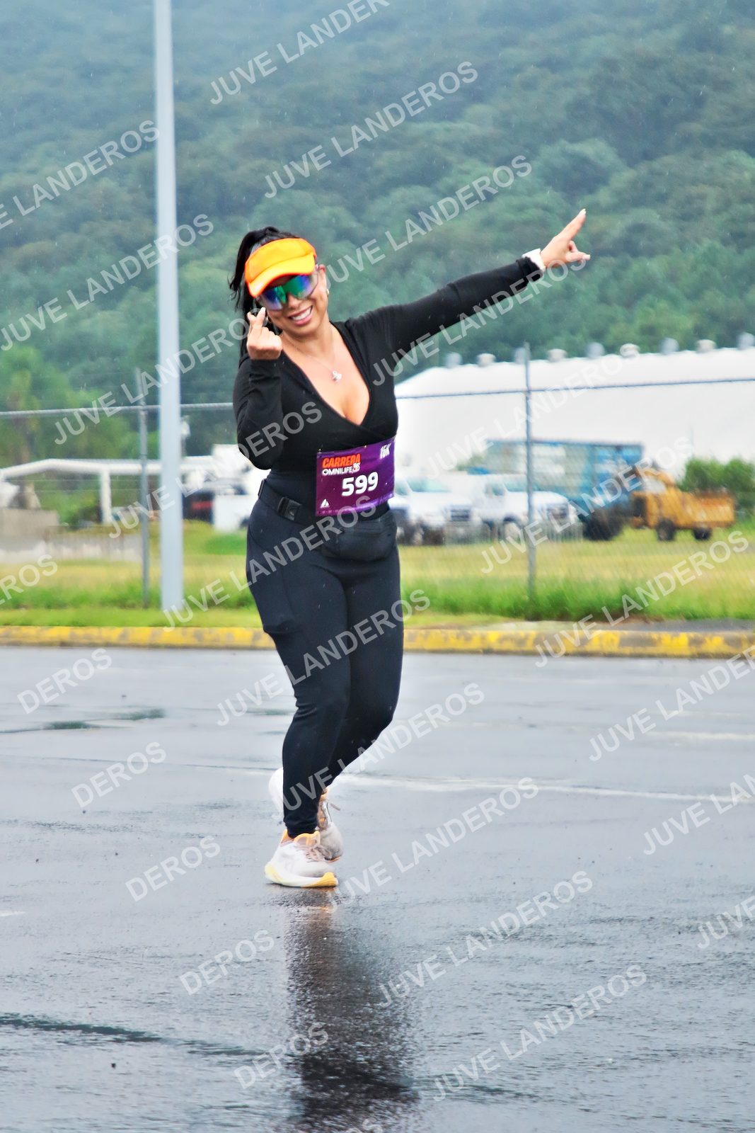 Foto de la CARRERA OMNILIFE GUADALAJARA en Estadio Akron, Zapopan a las 08:09 · dorsal 599