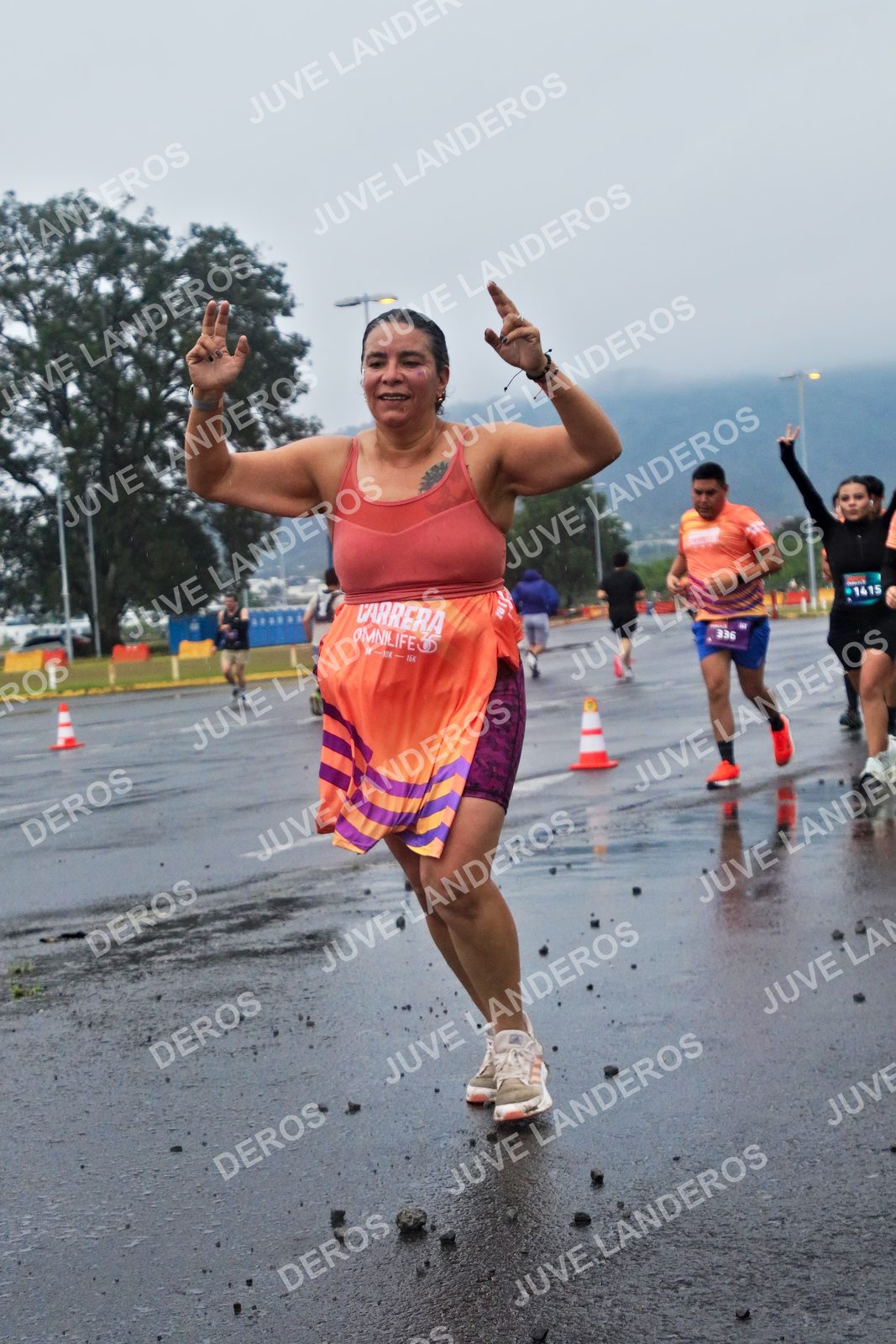 Foto de la CARRERA OMNILIFE GUADALAJARA en Estadio Akron, Zapopan a las 07:47 · dorsal 1415, 336