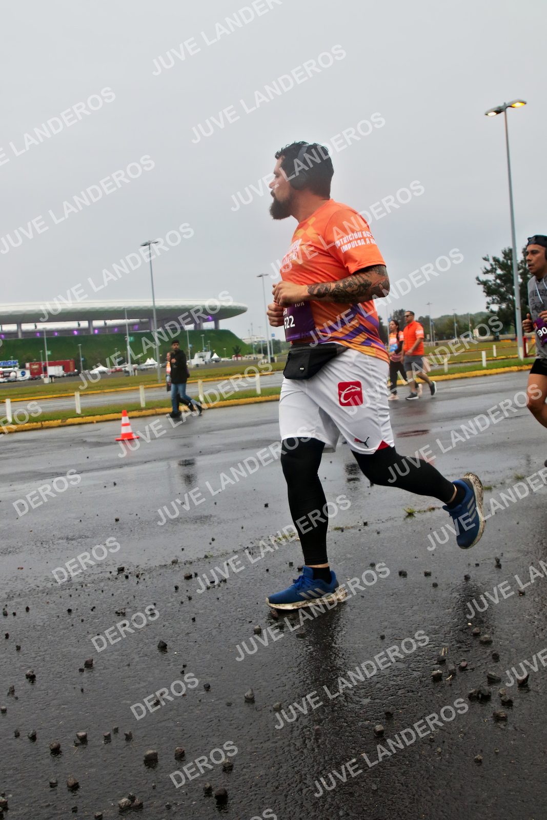 Foto de la CARRERA OMNILIFE GUADALAJARA en Estadio Akron, Zapopan a las 07:35 · dorsal 622