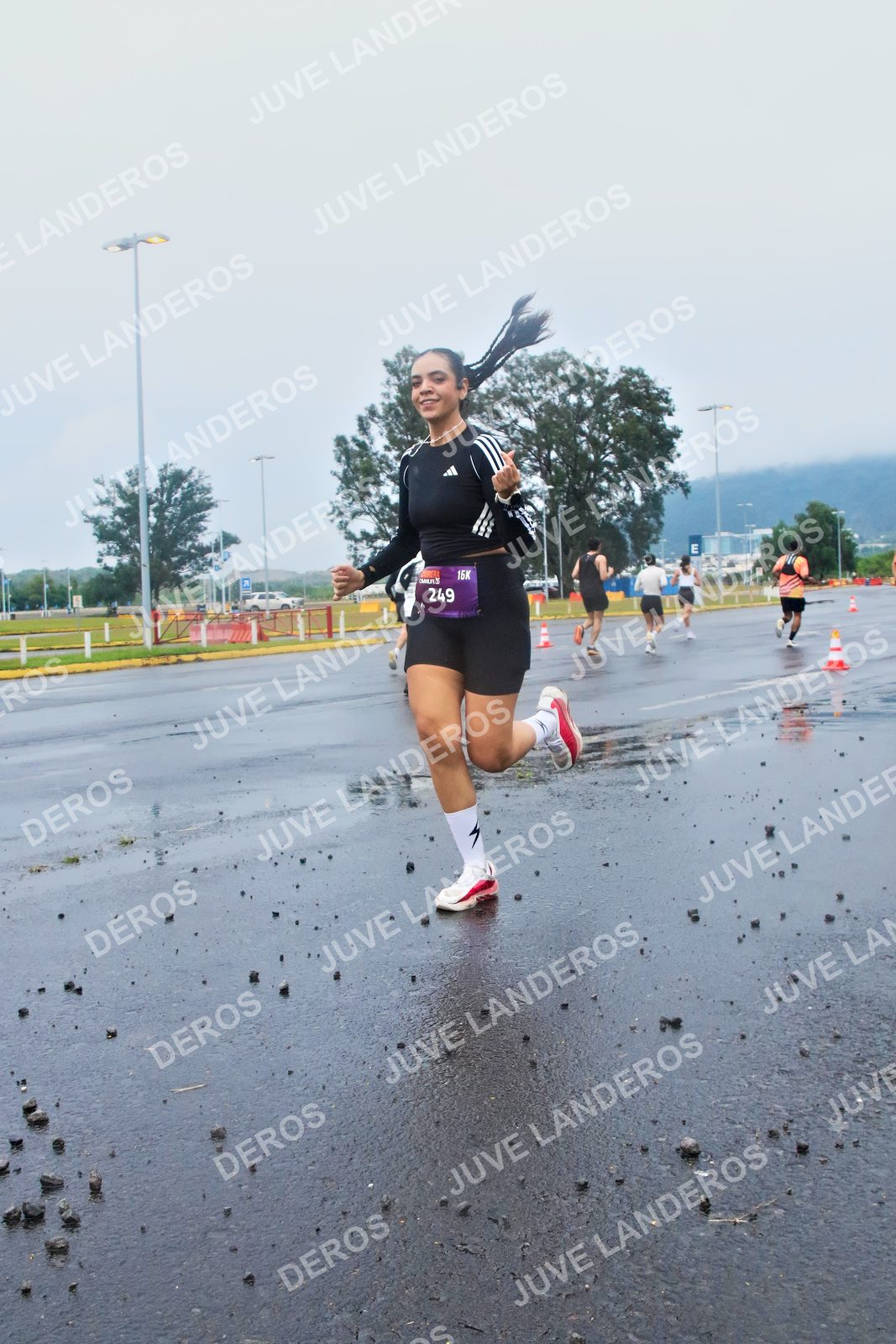 Foto de la CARRERA OMNILIFE GUADALAJARA en Estadio Akron, Zapopan a las 07:36 · dorsal 249