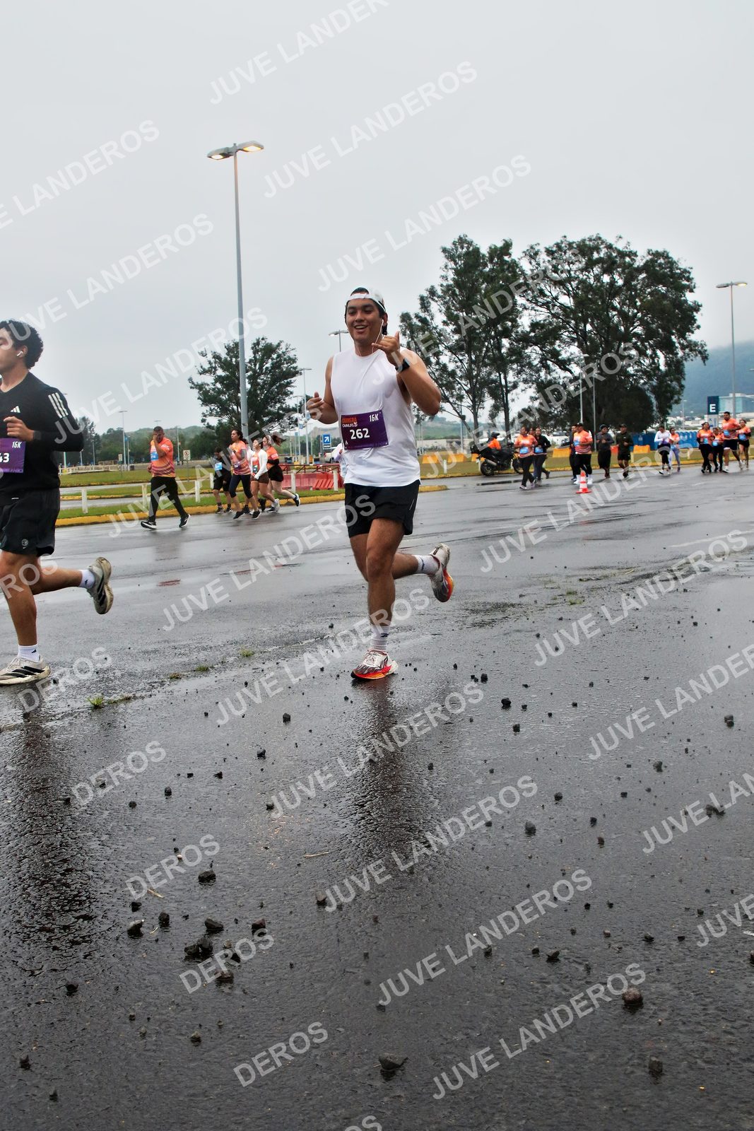 Foto de la CARRERA OMNILIFE GUADALAJARA en Estadio Akron, Zapopan a las 07:27 · dorsal 262