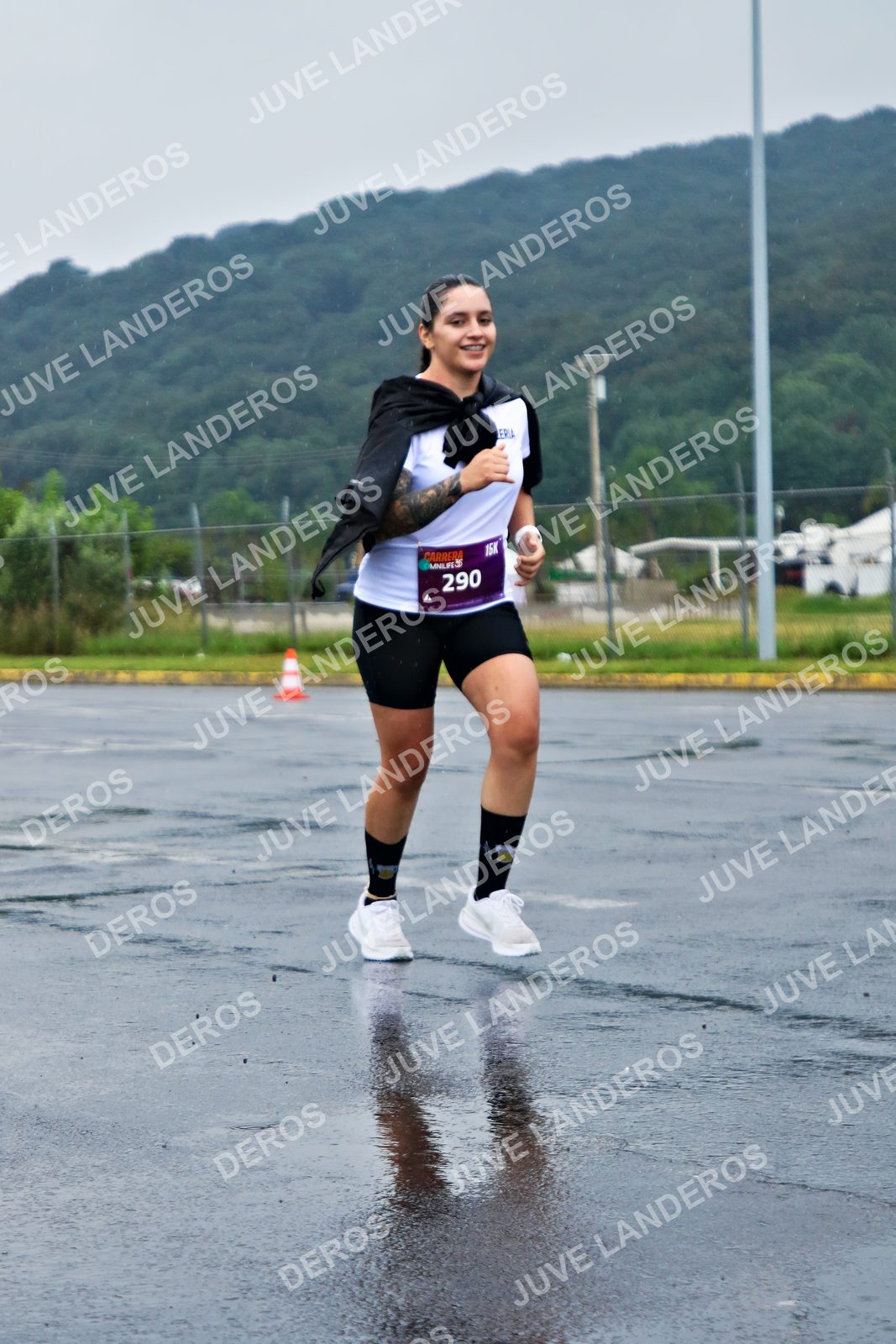 Foto de la CARRERA OMNILIFE GUADALAJARA en Estadio Akron, Zapopan a las 08:11 · dorsal 290