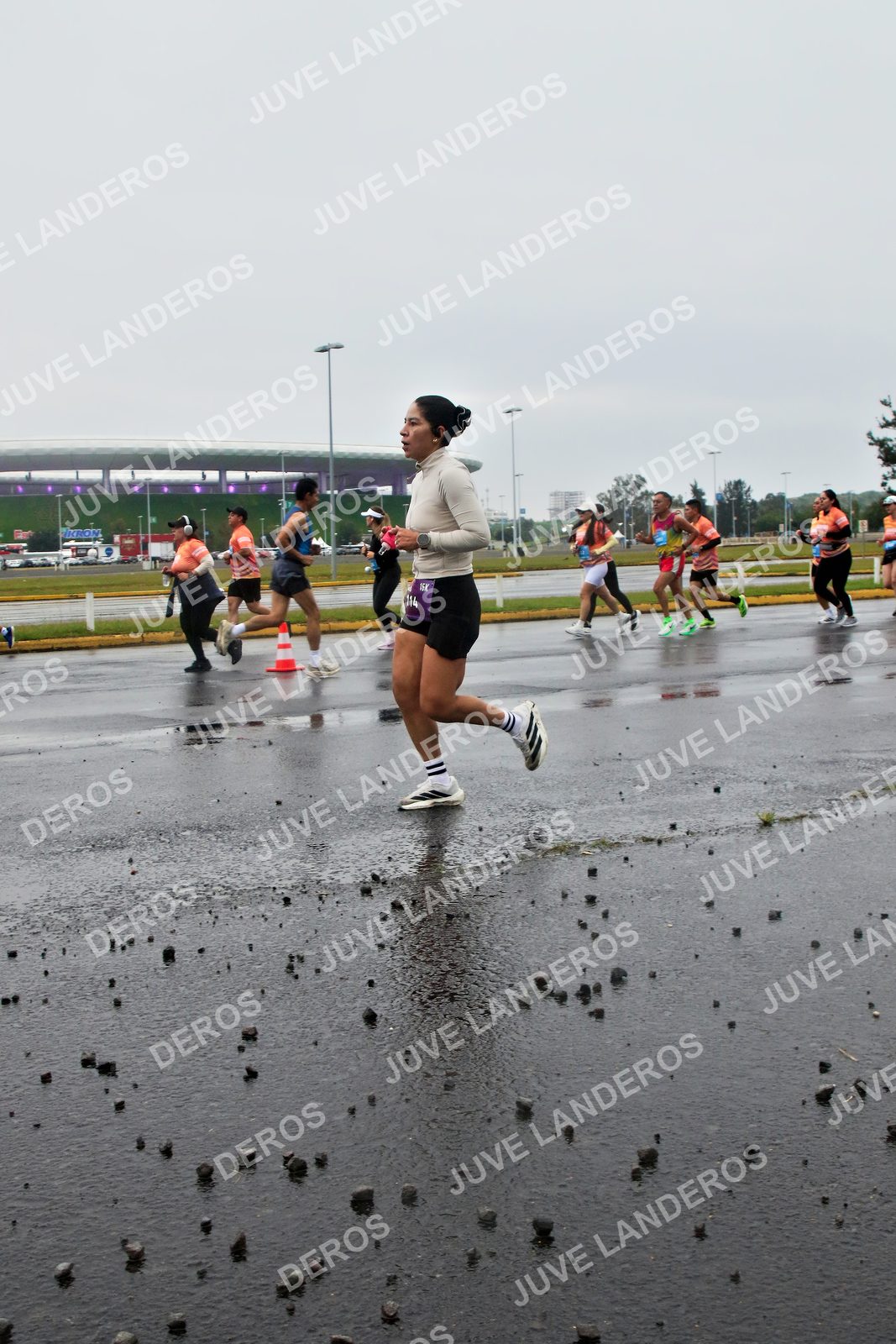 Foto de la CARRERA OMNILIFE GUADALAJARA en Estadio Akron, Zapopan a las 07:26 · dorsal 114
