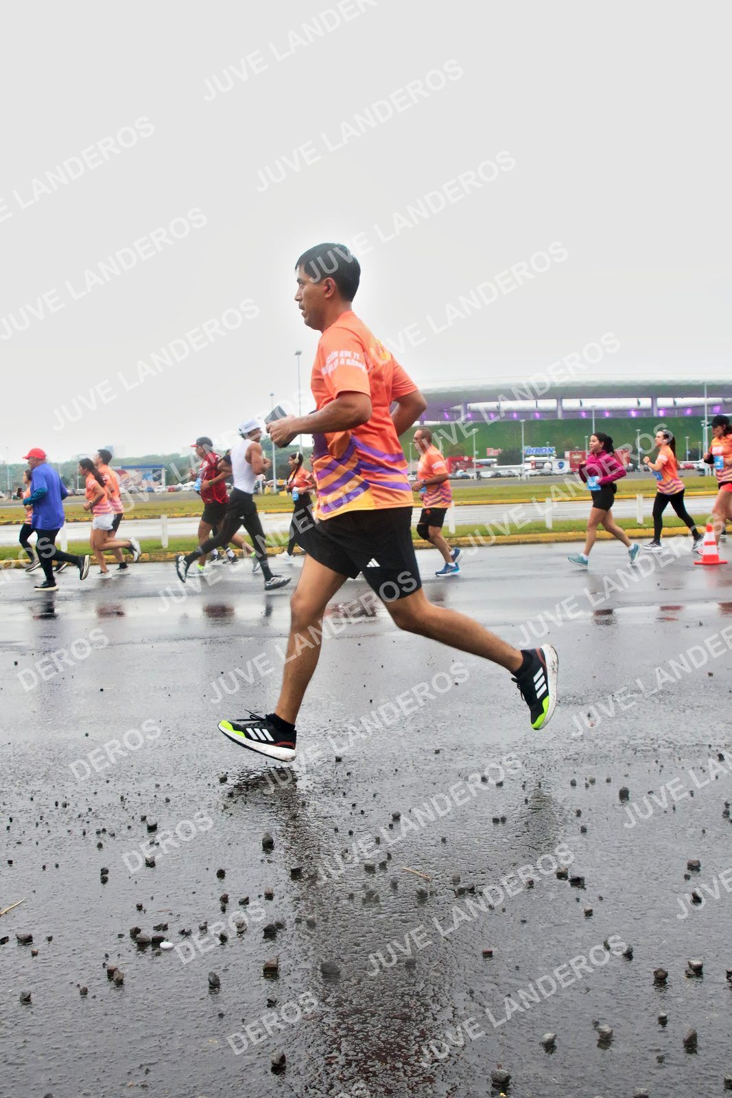 Foto de la CARRERA OMNILIFE GUADALAJARA en Estadio Akron, Zapopan a las 07:25