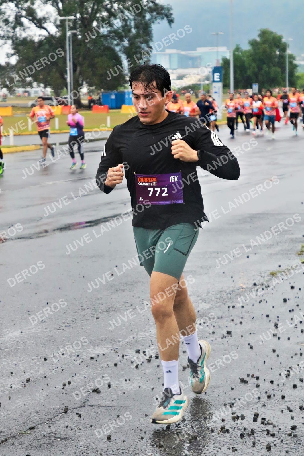 Foto de la CARRERA OMNILIFE GUADALAJARA en Estadio Akron, Zapopan a las 07:23 · dorsal 772
