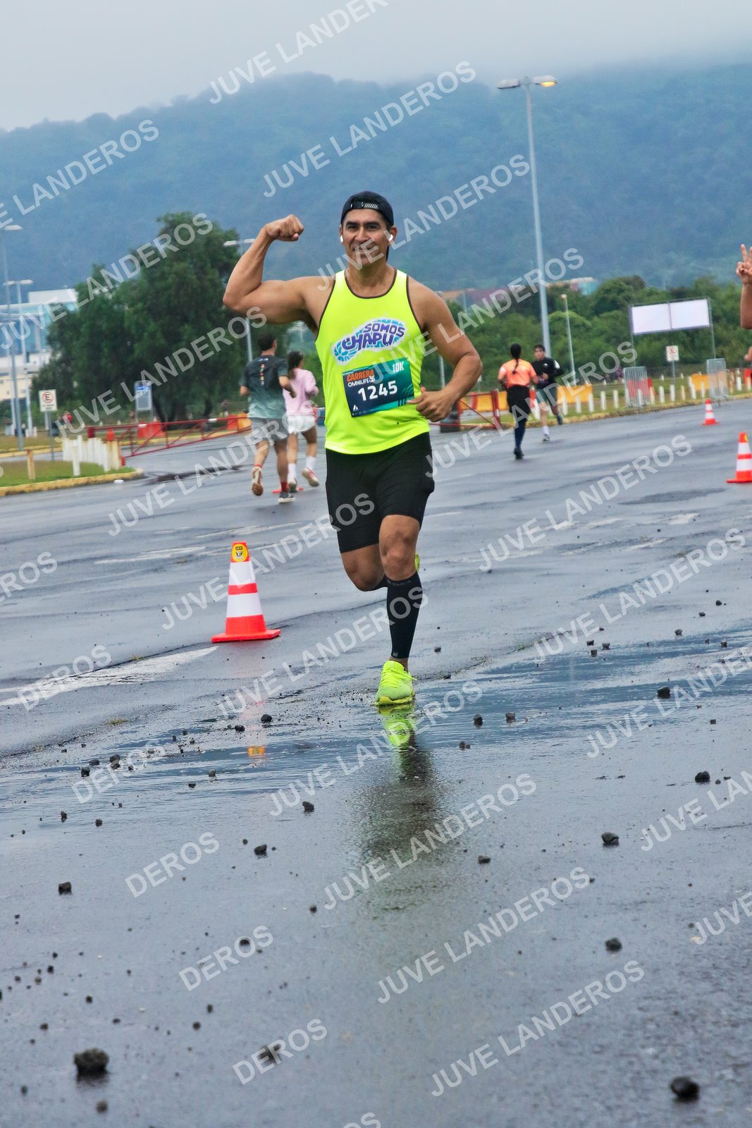 Foto de la CARRERA OMNILIFE GUADALAJARA en Estadio Akron, Zapopan a las 07:40 · dorsal 1245