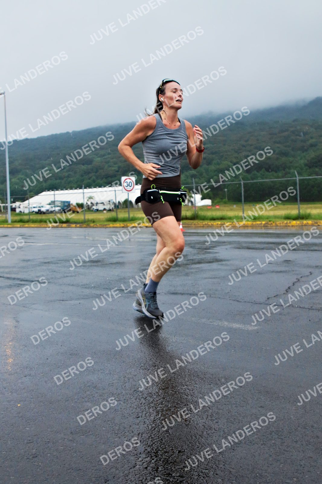 Foto de la CARRERA OMNILIFE GUADALAJARA en Estadio Akron, Zapopan a las 08:06 · dorsal 30