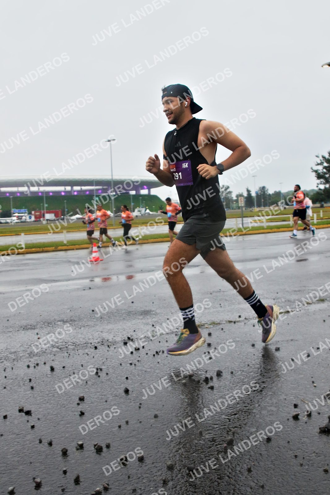 Foto de la CARRERA OMNILIFE GUADALAJARA en Estadio Akron, Zapopan a las 07:24 · dorsal 291