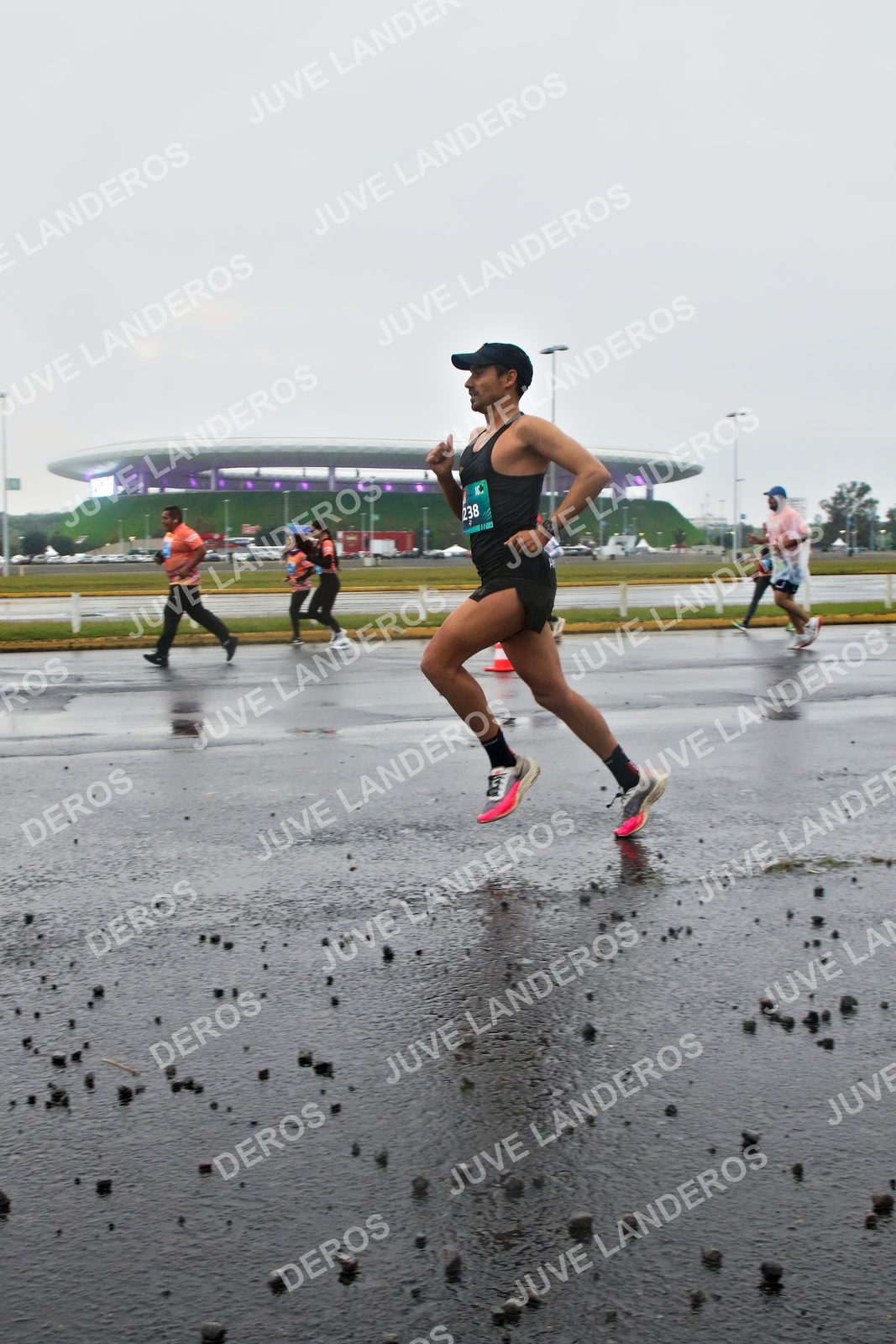 Foto de la CARRERA OMNILIFE GUADALAJARA en Estadio Akron, Zapopan a las 07:23 · dorsal 238
