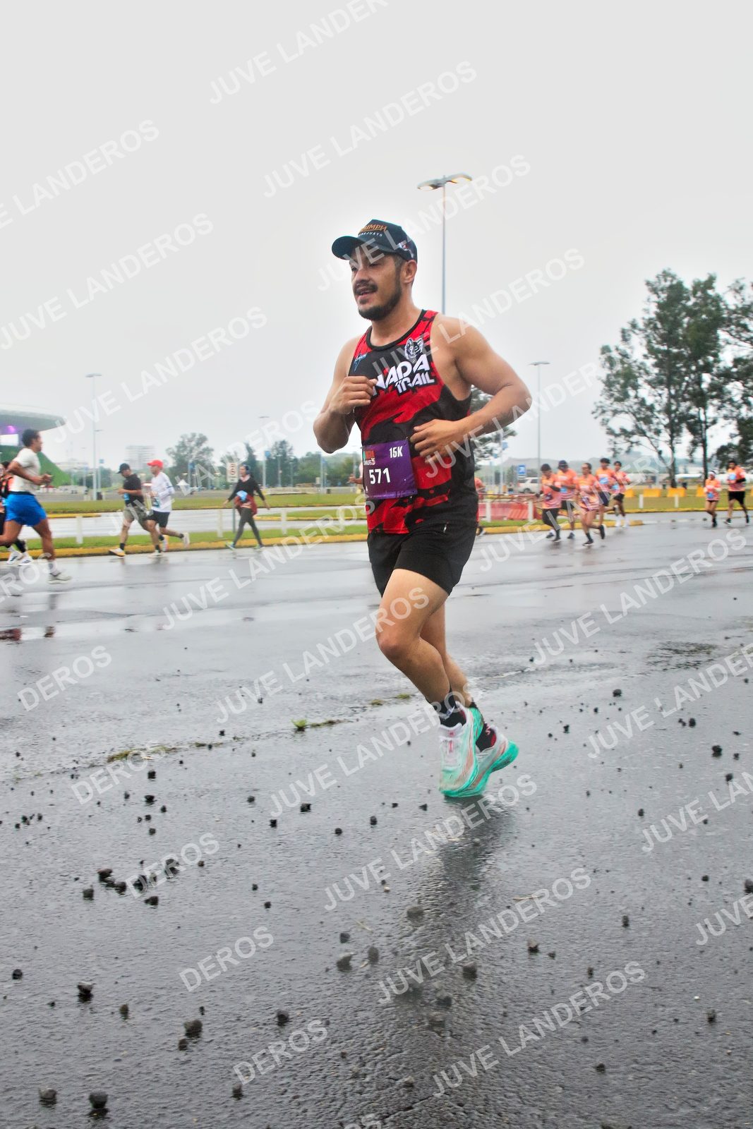 Foto de la CARRERA OMNILIFE GUADALAJARA en Estadio Akron, Zapopan a las 07:23 · dorsal 571