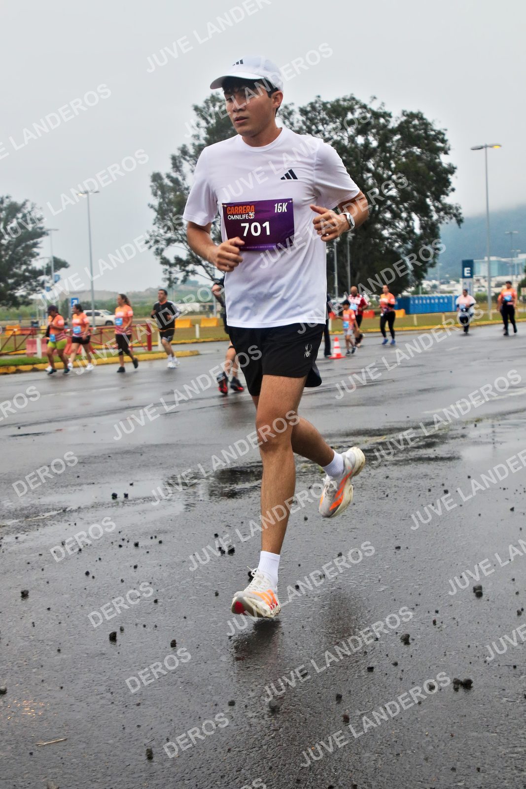 Foto de la CARRERA OMNILIFE GUADALAJARA en Estadio Akron, Zapopan a las 07:29 · dorsal 701