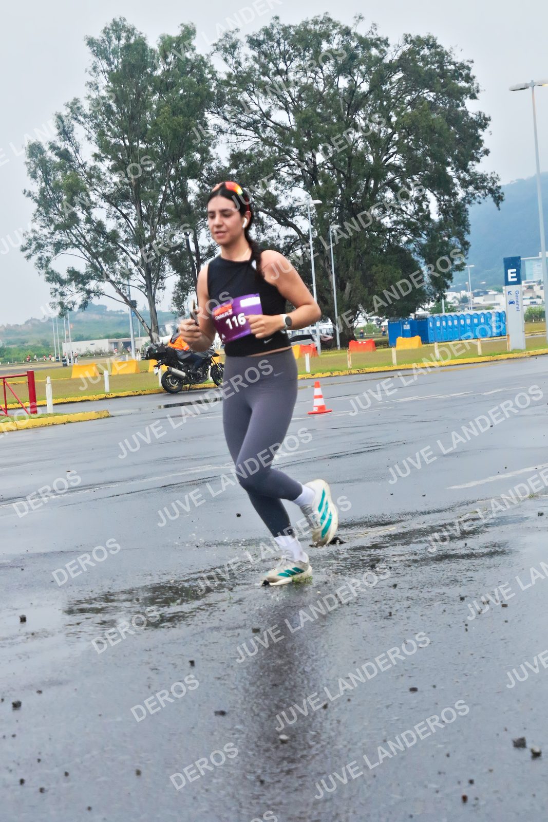 Foto de la CARRERA OMNILIFE GUADALAJARA en Estadio Akron, Zapopan a las 07:43 · dorsal 116