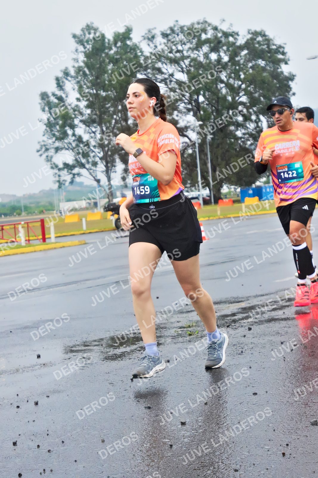 Foto de la CARRERA OMNILIFE GUADALAJARA en Estadio Akron, Zapopan a las 07:44 · dorsal 1459, 1422