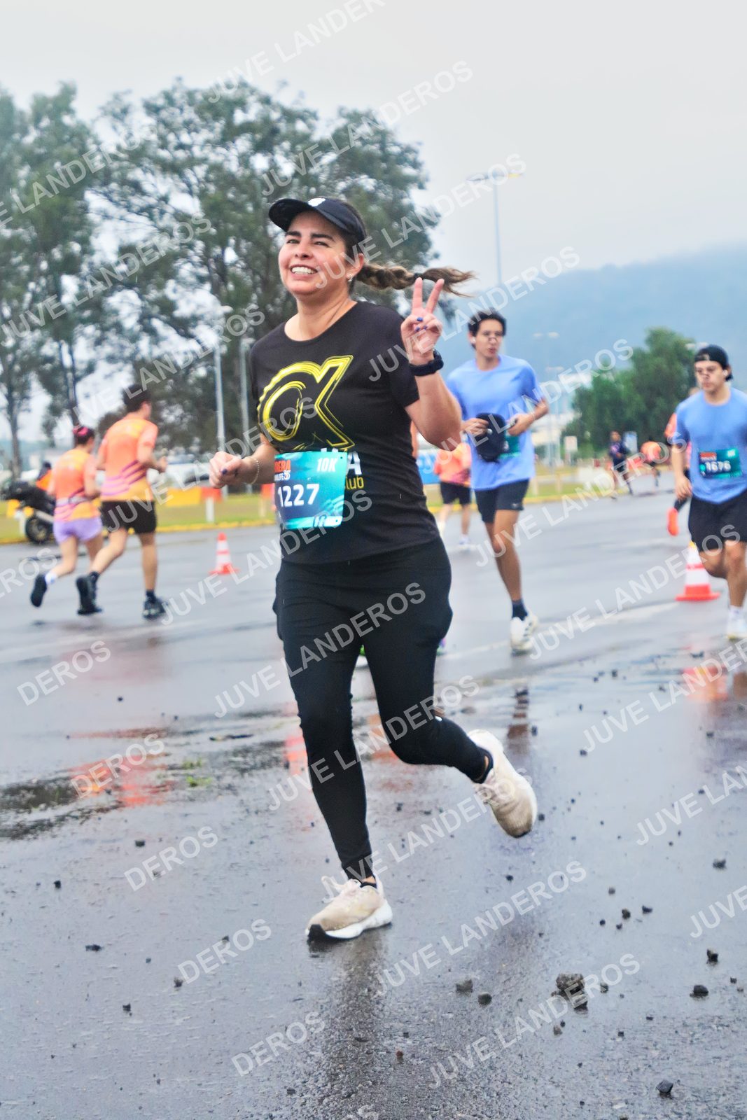 Foto de la CARRERA OMNILIFE GUADALAJARA en Estadio Akron, Zapopan a las 07:42 · dorsal 1227