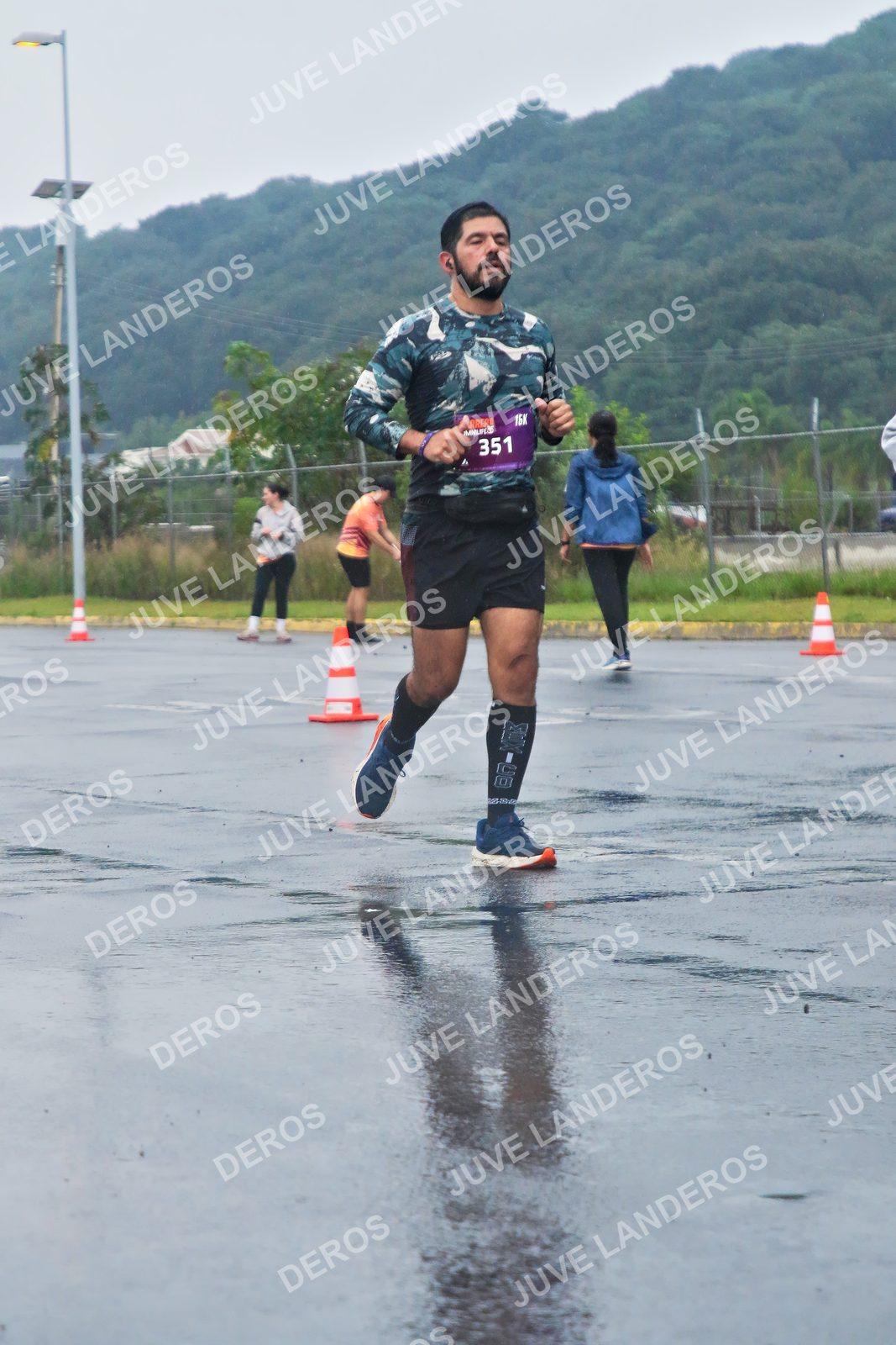Foto de la CARRERA OMNILIFE GUADALAJARA en Estadio Akron, Zapopan a las 08:03 · dorsal 351