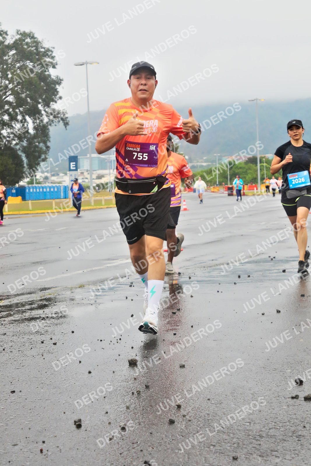 Foto de la CARRERA OMNILIFE GUADALAJARA en Estadio Akron, Zapopan a las 07:33 · dorsal 755