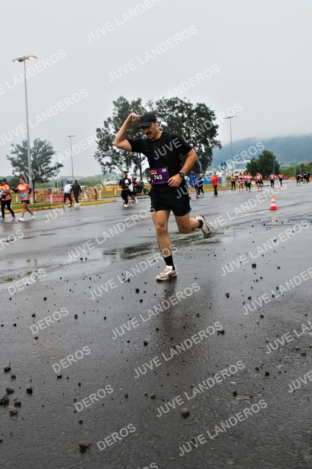 Foto de la CARRERA OMNILIFE GUADALAJARA en Estadio Akron, Zapopan a las 07:29 · dorsal 745