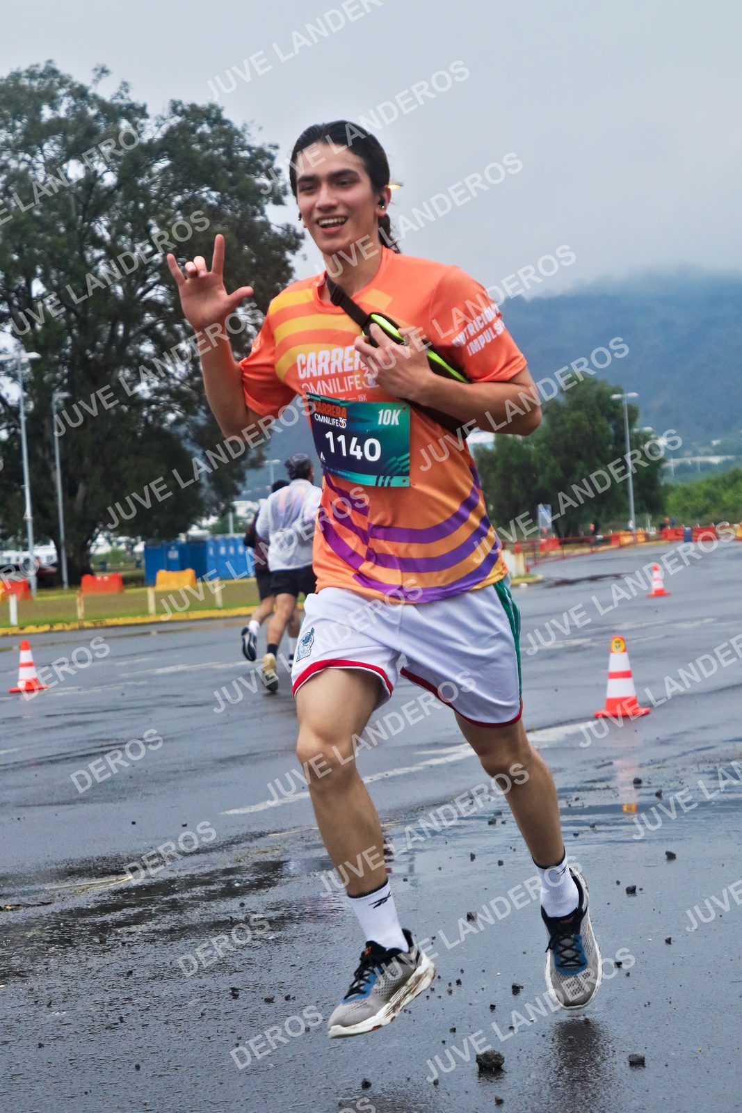 Foto de la CARRERA OMNILIFE GUADALAJARA en Estadio Akron, Zapopan a las 07:37 · dorsal 1140