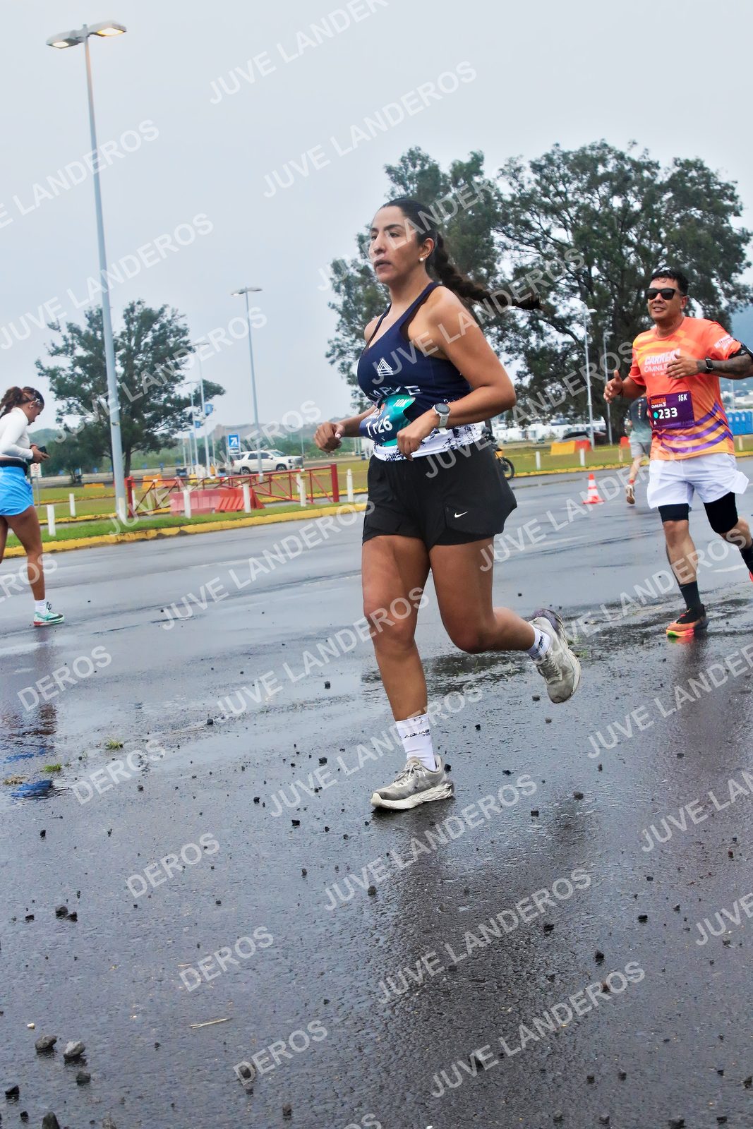 Foto de la CARRERA OMNILIFE GUADALAJARA en Estadio Akron, Zapopan a las 07:40 · dorsal 233