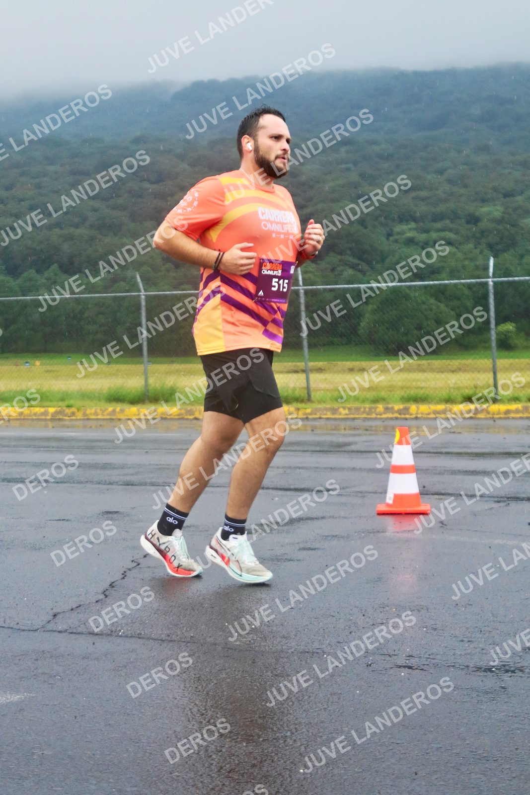 Foto de la CARRERA OMNILIFE GUADALAJARA en Estadio Akron, Zapopan a las 07:57 · dorsal 515