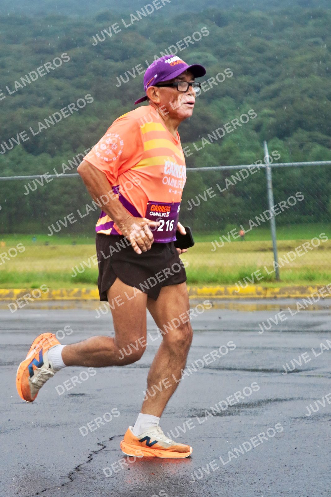 Foto de la CARRERA OMNILIFE GUADALAJARA en Estadio Akron, Zapopan a las 07:55 · dorsal 216