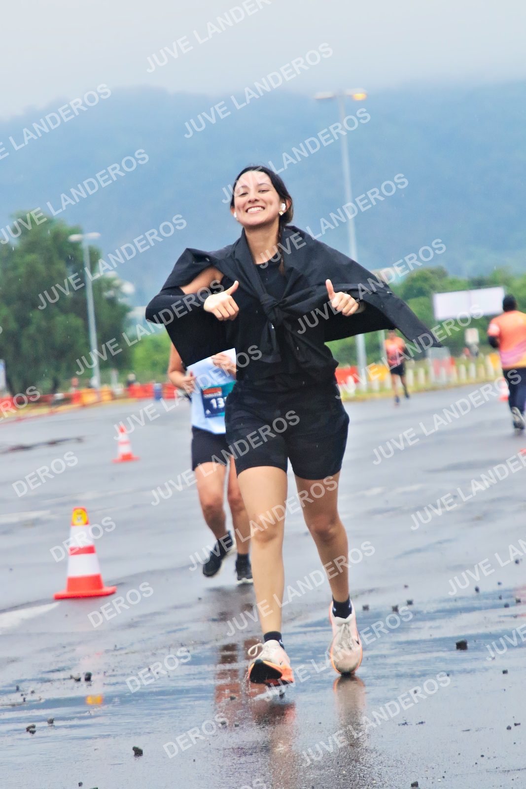 Foto de la CARRERA OMNILIFE GUADALAJARA en Estadio Akron, Zapopan a las 07:44 · dorsal 13