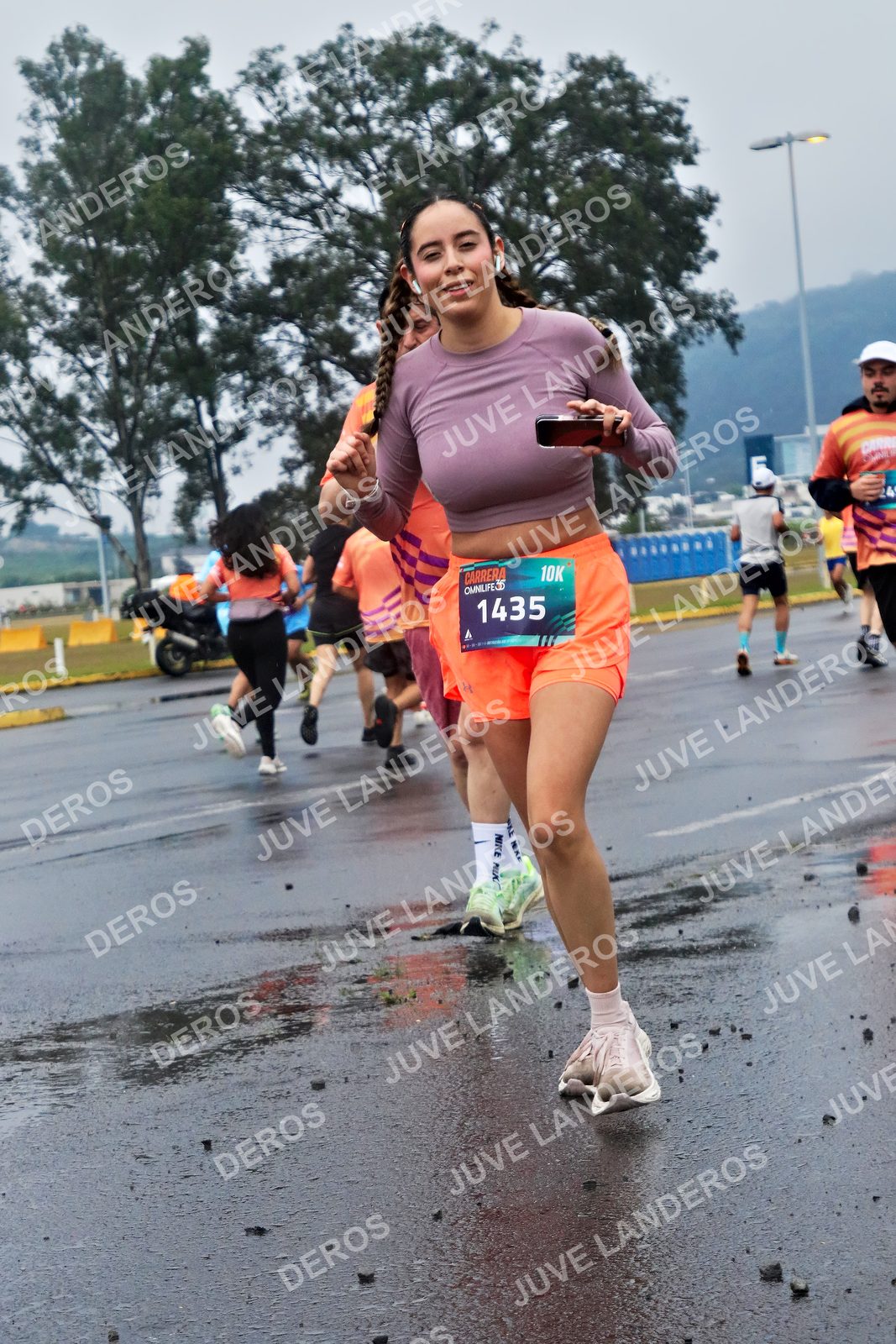 Foto de la CARRERA OMNILIFE GUADALAJARA en Estadio Akron, Zapopan a las 07:44 · dorsal 1435