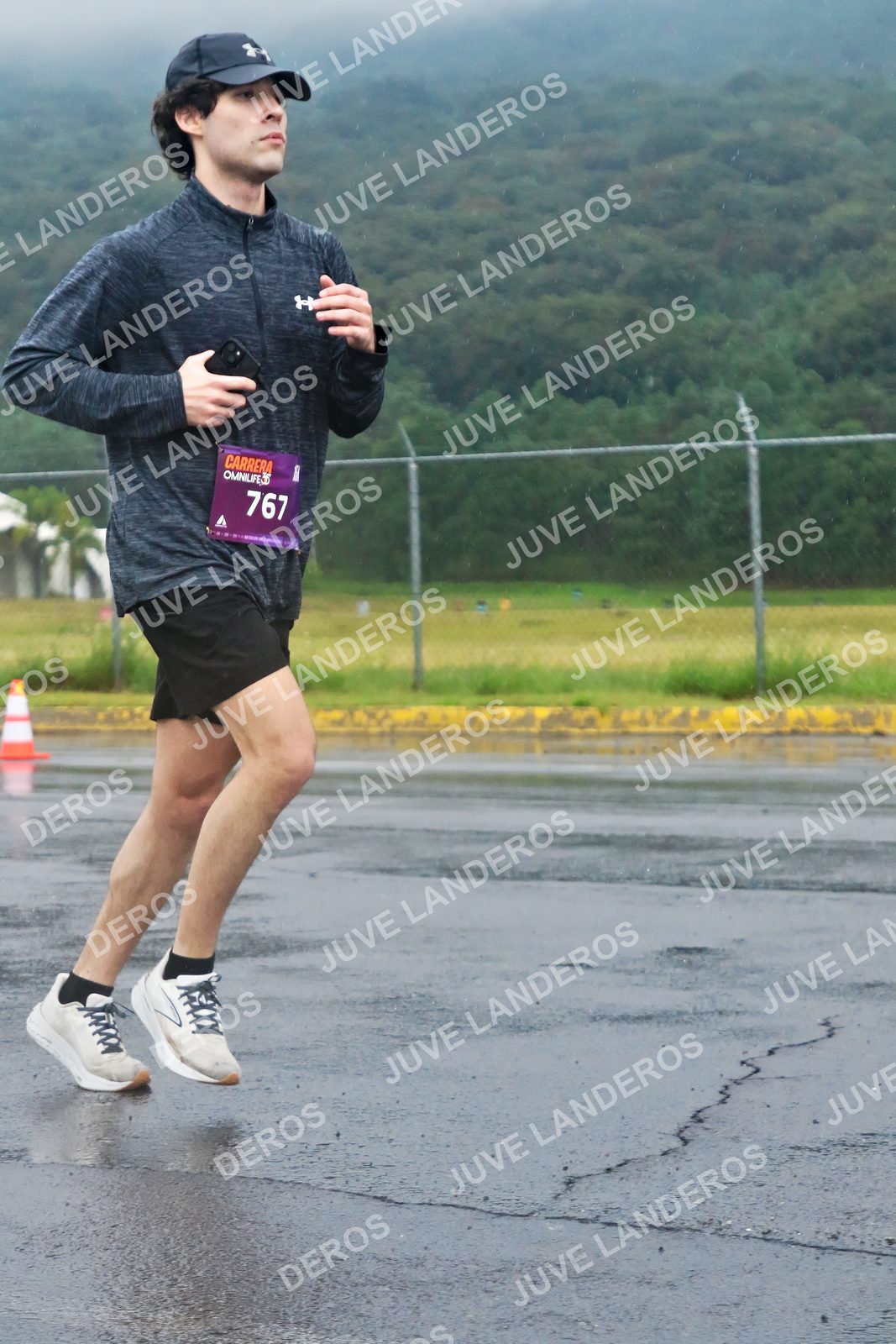 Foto de la CARRERA OMNILIFE GUADALAJARA en Estadio Akron, Zapopan a las 08:04 · dorsal 767