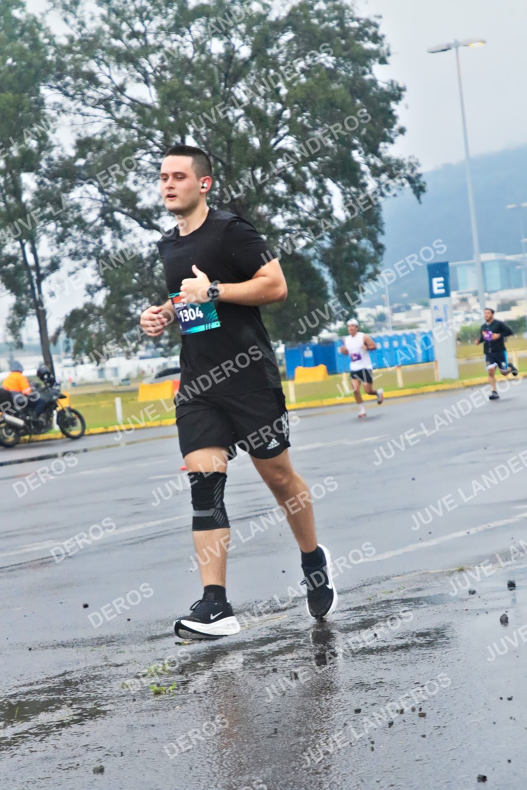 Foto de la CARRERA OMNILIFE GUADALAJARA en Estadio Akron, Zapopan a las 07:45 · dorsal 1304