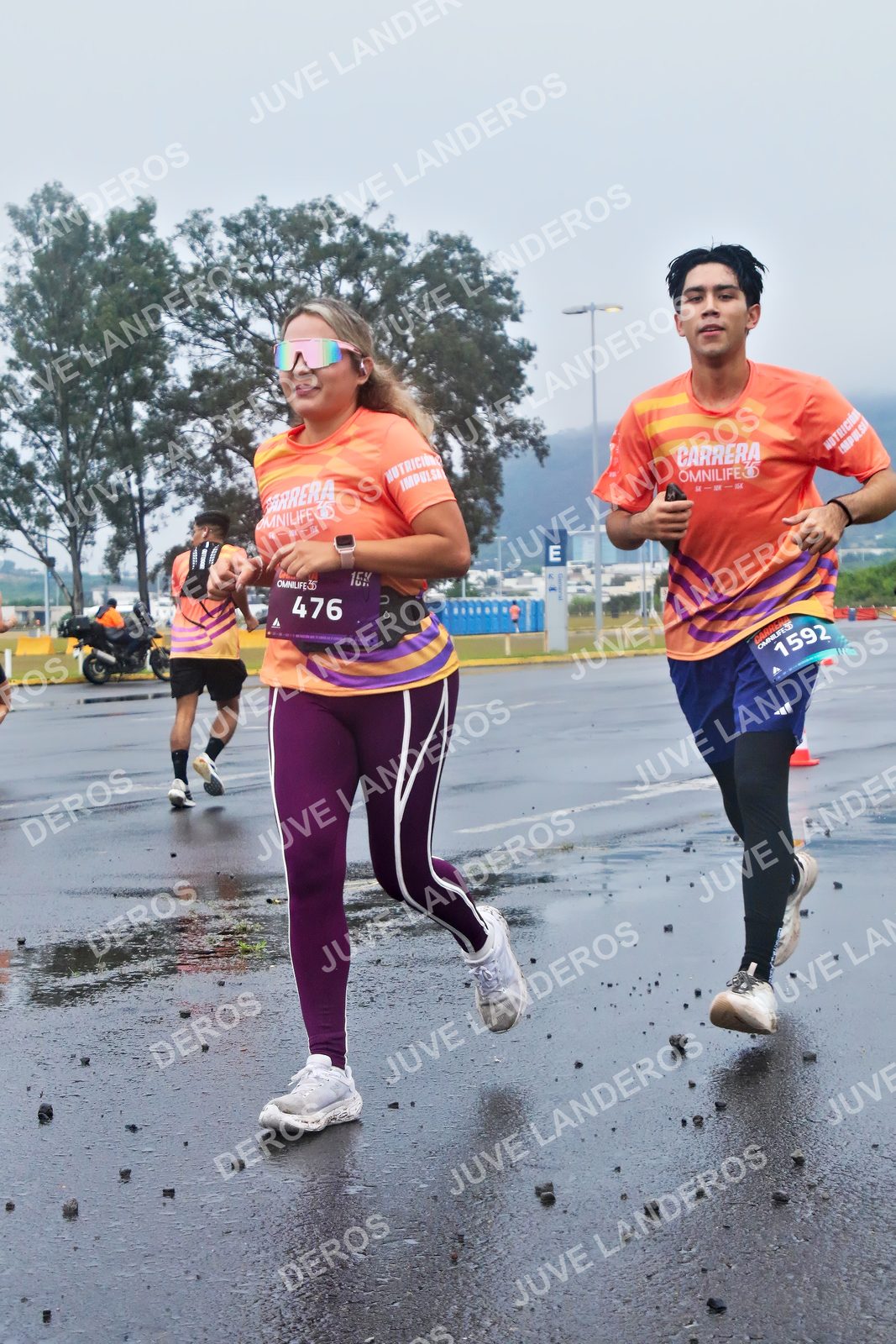 Foto de la CARRERA OMNILIFE GUADALAJARA en Estadio Akron, Zapopan a las 07:36 · dorsal 476, 1592
