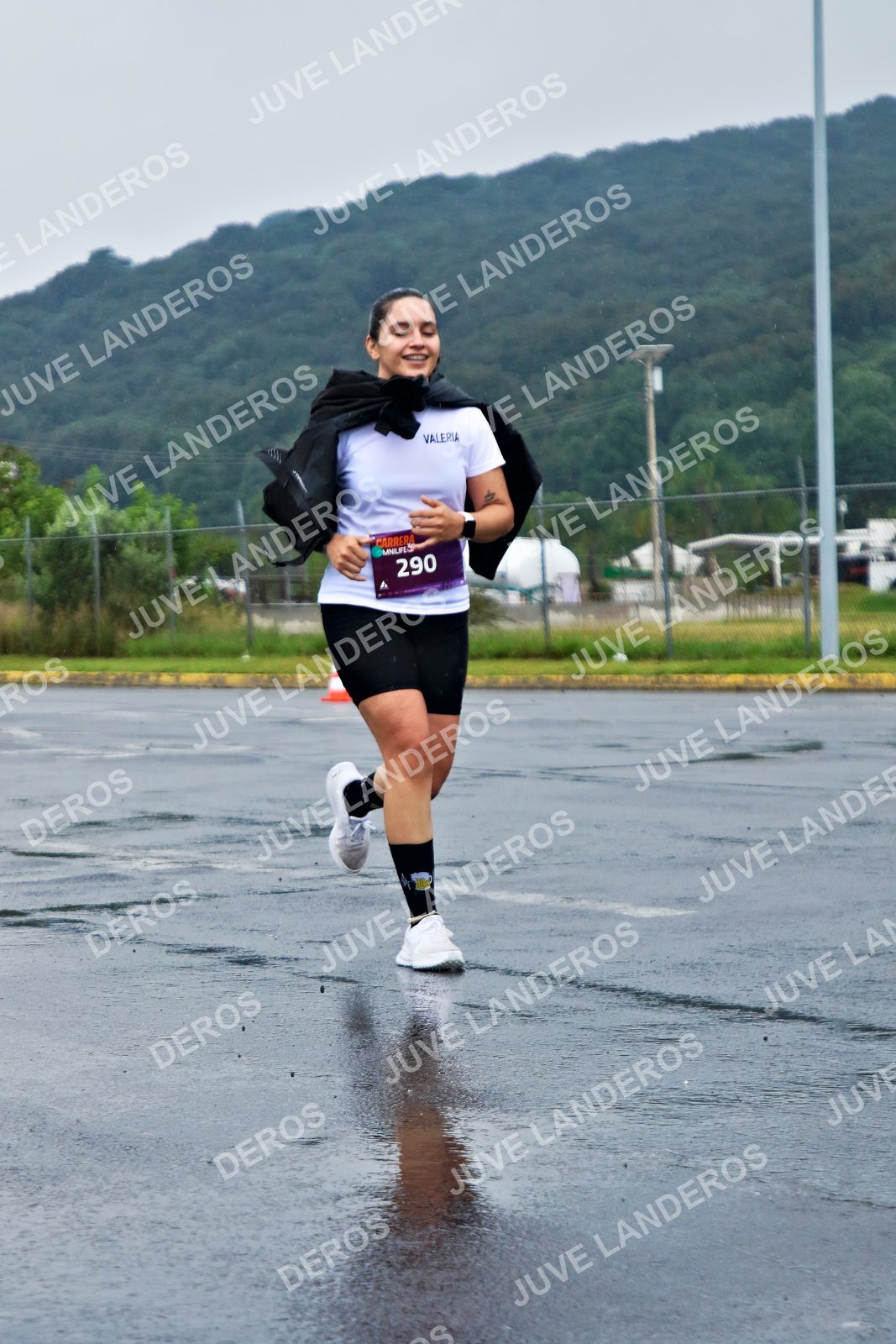 Foto de la CARRERA OMNILIFE GUADALAJARA en Estadio Akron, Zapopan a las 08:11 · dorsal 290