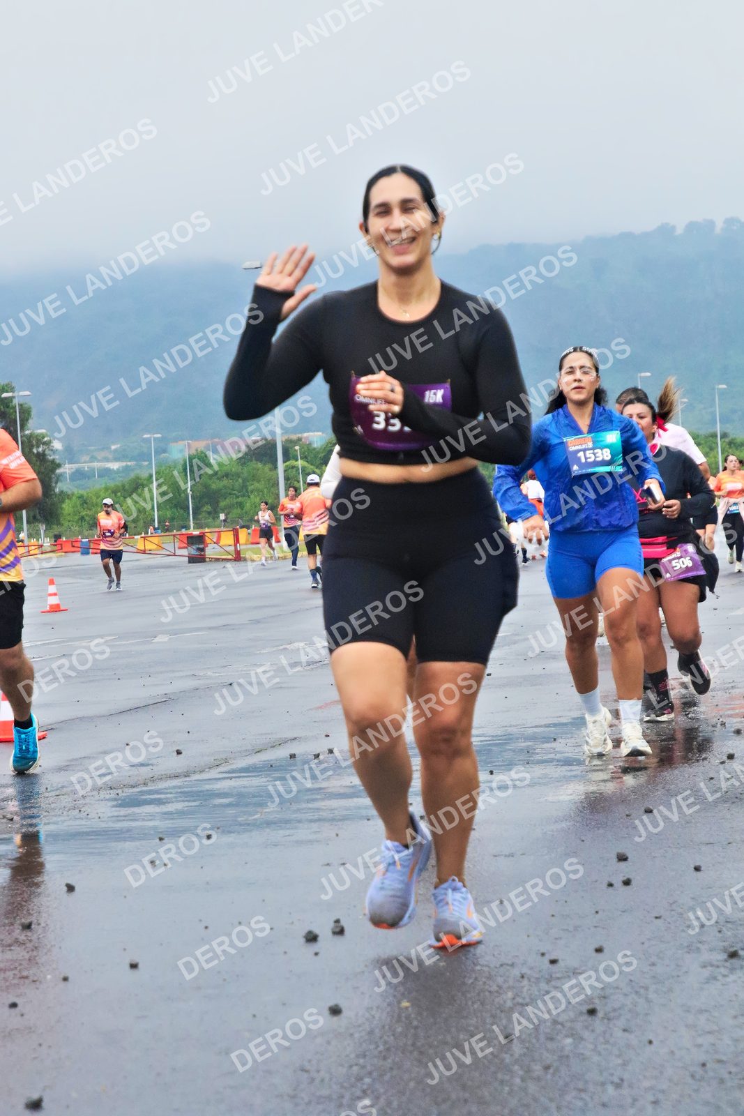 Foto de la CARRERA OMNILIFE GUADALAJARA en Estadio Akron, Zapopan a las 07:45 · dorsal 1538, 506