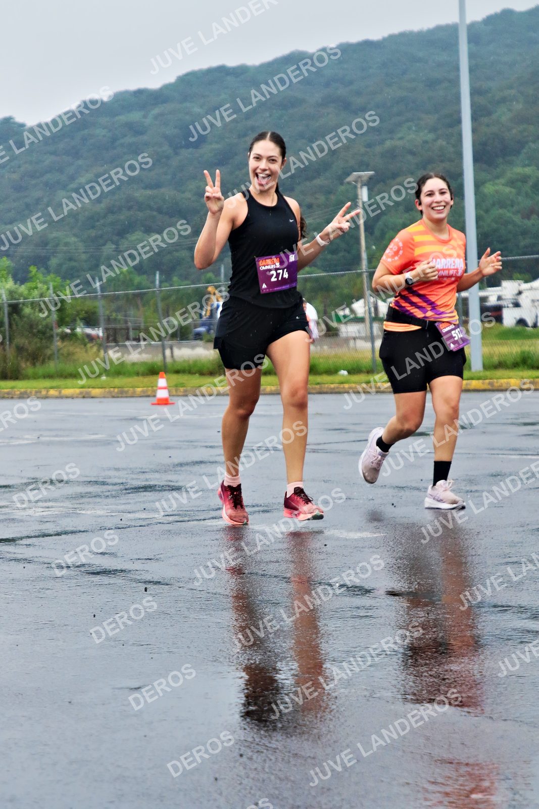Foto de la CARRERA OMNILIFE GUADALAJARA en Estadio Akron, Zapopan a las 08:06 · dorsal 274, 512