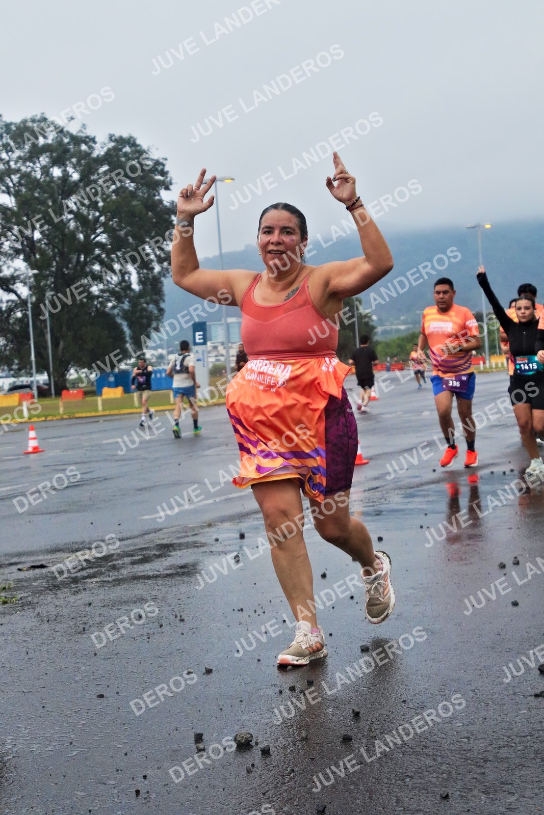 Foto de la CARRERA OMNILIFE GUADALAJARA en Estadio Akron, Zapopan a las 07:47 · dorsal 336, 1415