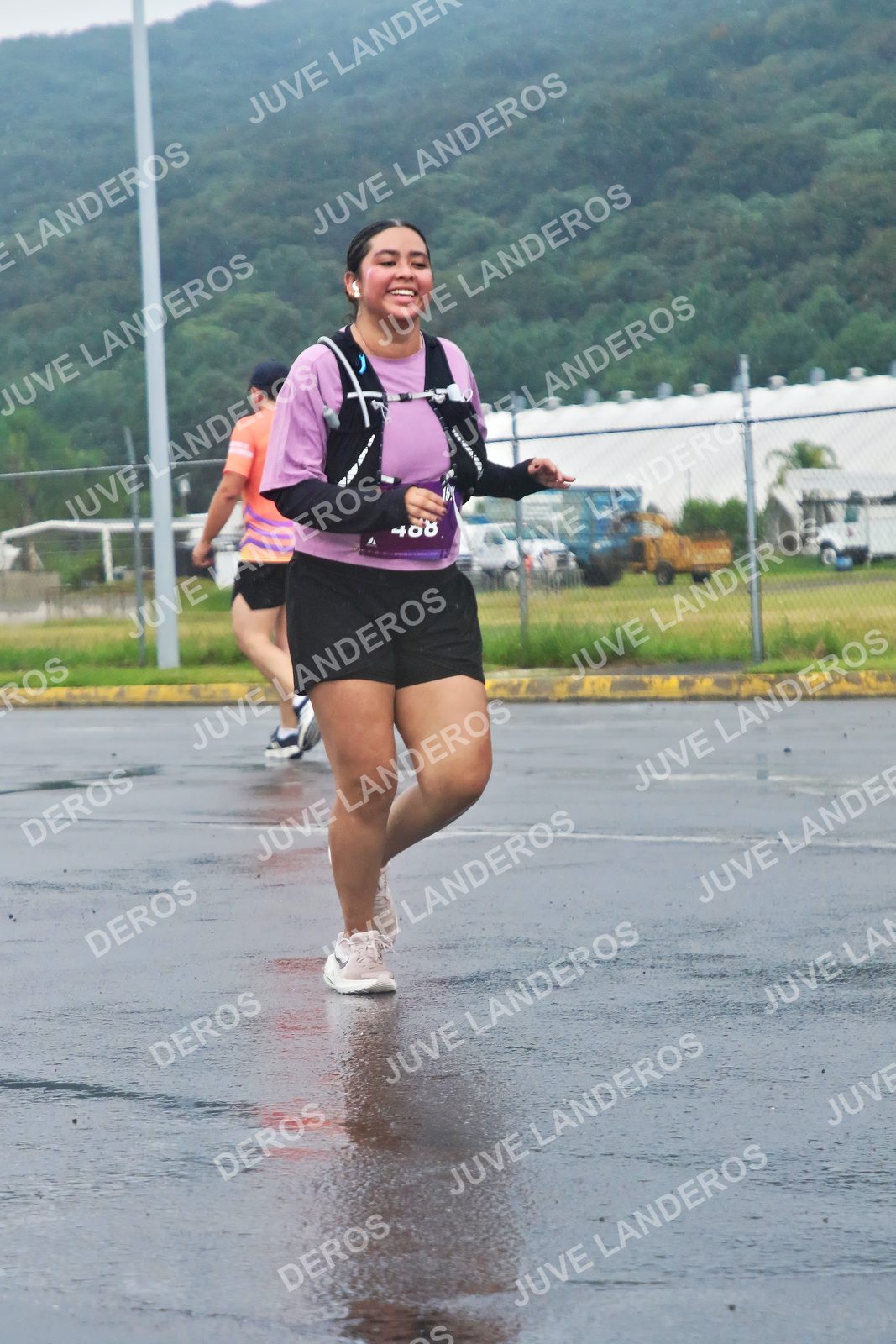 Foto de la CARRERA OMNILIFE GUADALAJARA en Estadio Akron, Zapopan a las 08:03 · dorsal 408