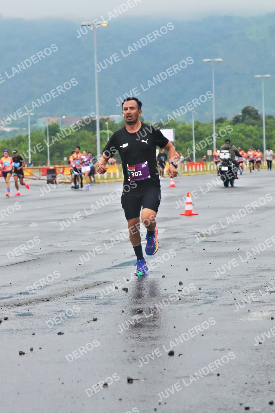Foto de la CARRERA OMNILIFE GUADALAJARA en Estadio Akron, Zapopan a las 07:21 · dorsal 302